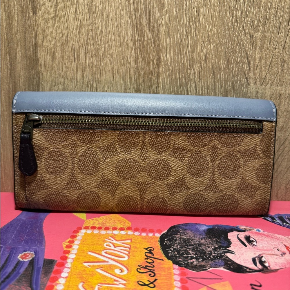 Soft Wallet In Colorblock Signature Canvas - Picture 2 of 5